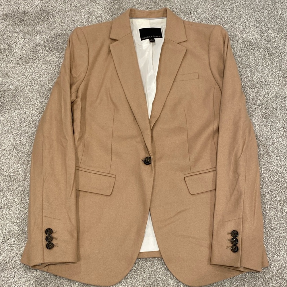 BR wool camel blazer